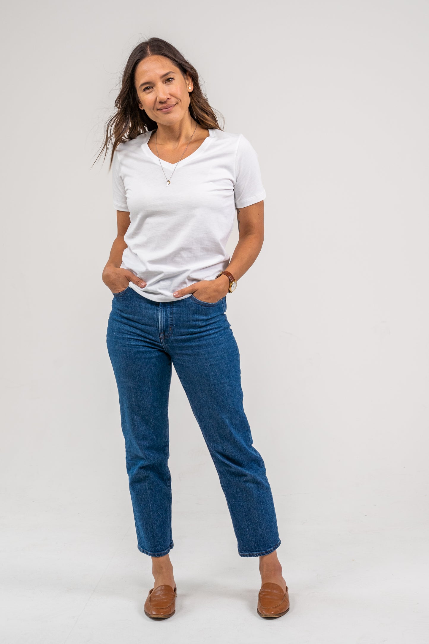 Women V-Neck White Pack x3