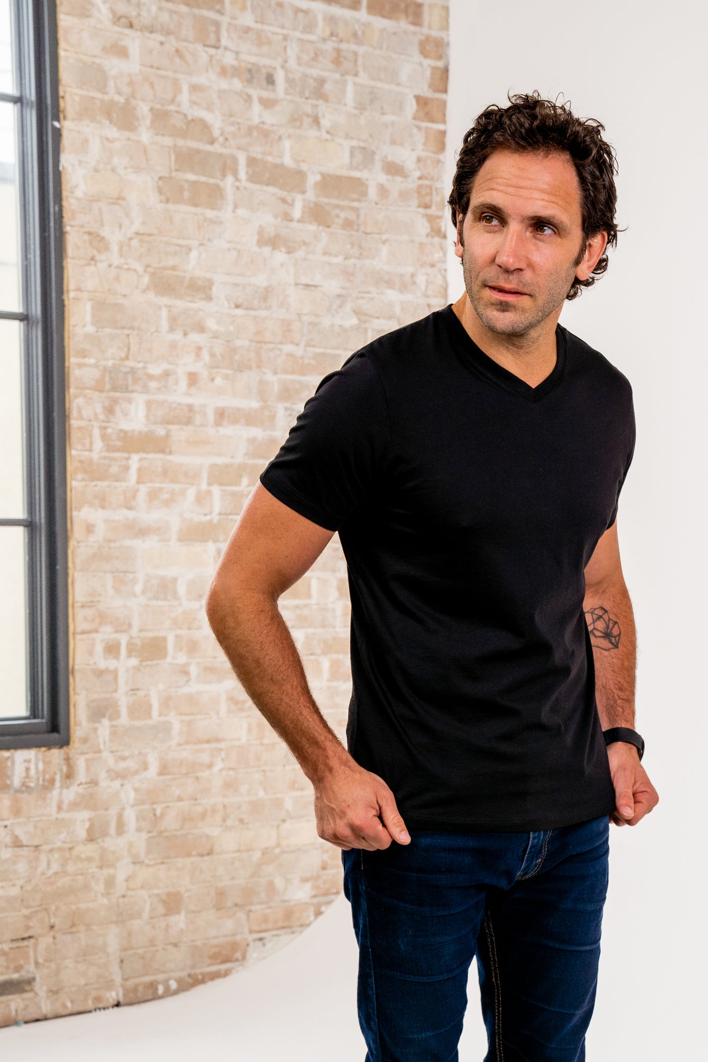 Men V-Neck Black Pack x3