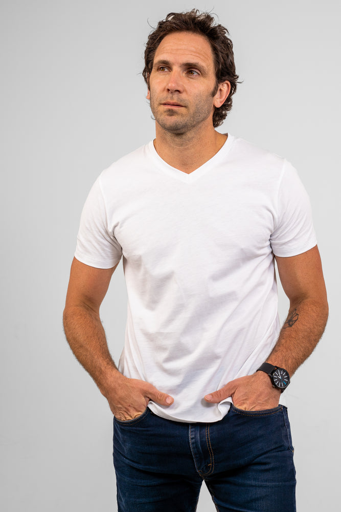 
                  
                    Men V-Neck White Pack x3
                  
                